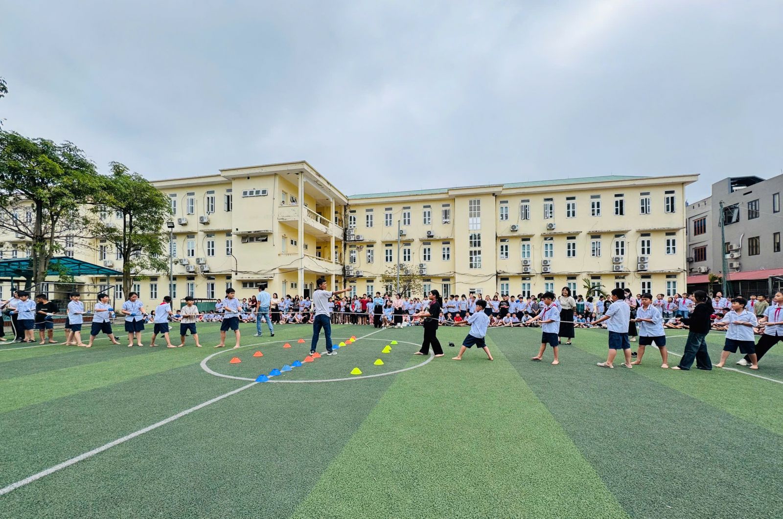 SÔI NỔI VÒNG BẢNG CUỘC THI KÉO CO KHỐI 4, 5 CHÀO MỪNG 95 NĂM NGÀY THÀNH LẬP ĐOÀN TNCS HỒ CHÍ MINH
