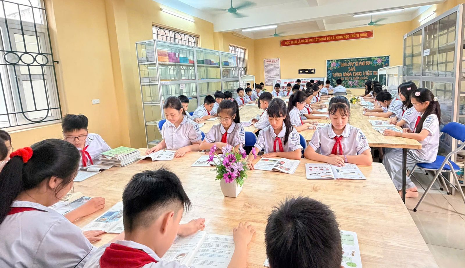TRƯỜNG TIỂU HỌC HIẾN NAM HƯỞNG ỨNG NGÀY SÁCH VÀ VĂN HÓA ĐỌC VIỆT NAM NĂM 2026